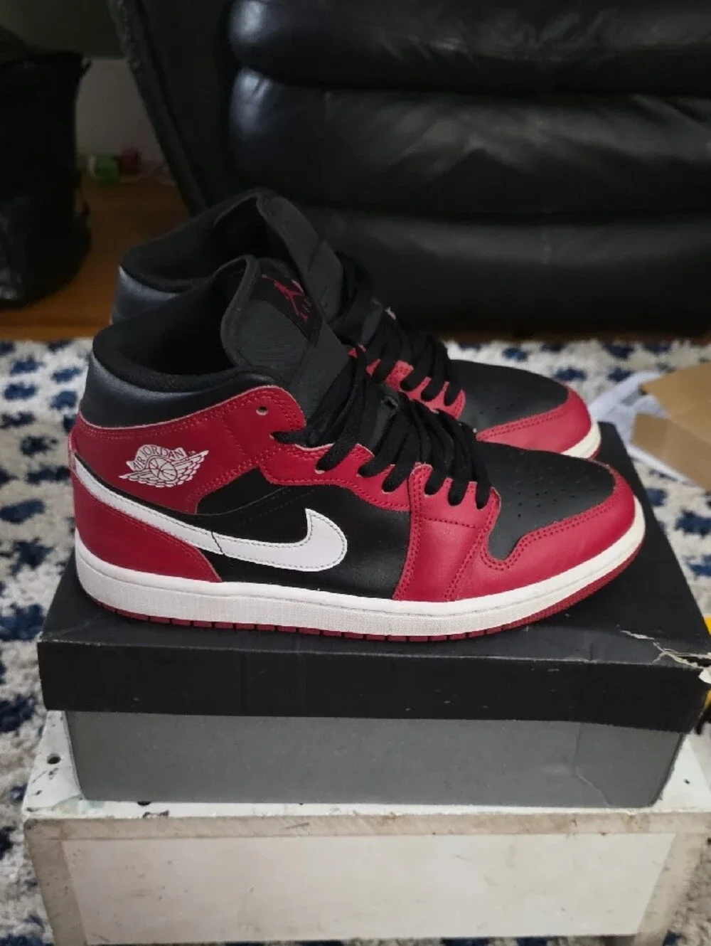 Air Jordan 1 Mid 